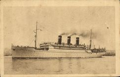 CPA Bateau Paquebot SS Patria Fabre Line