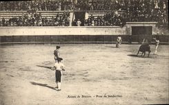 CPA Corrida Taureau Arenes de Beziers Pose de banderilles 