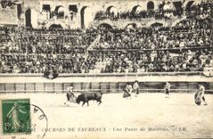 CPA Corrida Course de taureaux Une passe de manteau 