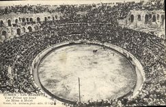 CPA Corrida Course de taureaux Nimes Les arenes Vue prise un jour de mise a mort 