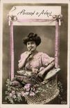 CPA Fantaisie Paques Poisson Femme 