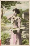 CPA Fantaisie Paques Poisson Femme 