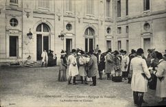Vintage Postcard Chasse has courre Compiegne Equipage of Francport return It to the castle SIGNAL