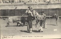 CPA Corrida Course de taureaux Une bonne pique 