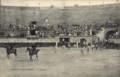 CPA Corrida Course de taureaux Arenes de Beziers Le paseo TOP 