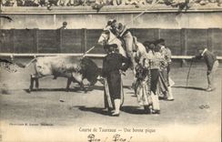 CPA Corrida Course de taureaux Une bonne pique 