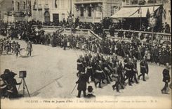 CPA Orleans Fetes de Jeanne d'Arc Groupe de guerriers 