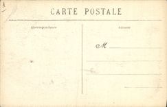 CPA Folklore Jeune fille de Pont L'Abbe 