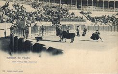 CPA Corrida Course de taureaux Corrida de Toros Una vara recargando 