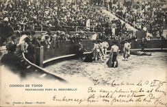 Postal Corrida Corrida de toros Preparando previo EL Descabello