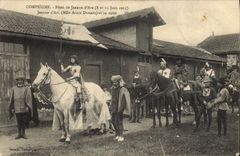 CPA Compiegne Fetes de Jeanne d'Arc Mlle Alice Dumars et sa suite 8 et 15 juin 1913 