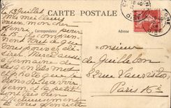 CPA Fetes de Jeanne d'Arc a Compiegne MR Fournier Sarloveze Marie de Compiegne ramenant Mme A de Bailliencourt Courcol vers la sortie 