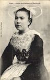 CPA Folklore Coiffe de Chateaulin Dineault 