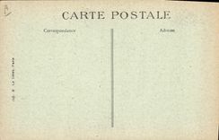 CPA Folklore Jeune fille de l'Ile de Sein 