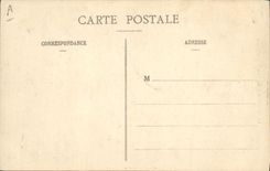 CPA Folklore Le Bourg de Batz Coiffe et costume 