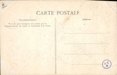 CPA Folklore Jeune fille de Fouesnant 