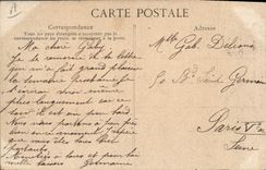 CPA Folklore Pays du Leon Jeune fille de Lampaul et Guimiliau 