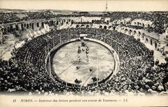 CPA Corrida Course de taureaux Nimes Interieur des arenes pendant une course de taureaux 