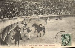 Postal Corrida Corrida de toros Nimes Curso de puesta se murió Picador desarzona