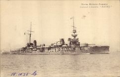 CPA Bateau de Guerre Cuirasse a tourelles Patrie