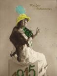 CPA Fantaisie Femme Fourrure Annee 1915 