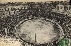 CPA Corrida Course de taureaux Nimes Les arenes Vue prise un jour de mise a mort 