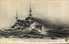 CPA Bateau de Guerre Le cuirasse Patrie par gros temps 