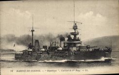 CPA Bateau de Guerre Republique Cuirasse de 1er rang 