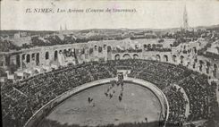 CPA Corrida Course de Taureaux Nimes Les arenes 