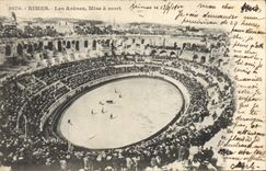 CPA Corrida Course de Taureaux Nimes Les arenes Mise a mort 