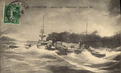 CPA Bateau de Guerre Cherbourg Cuirasse type Republique par grosse mer 