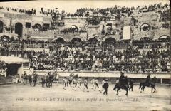 CPA Corrida Course de Taureaux Defile de Quadrille 