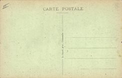 CPA Folklore Plougastel Daoulas Costume des femmes vu de face et de dos 