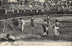 Postal Corrida Curso de toros Paso de muleta