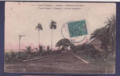 Guinee Carte Postale avec 5c Groupe et cachet Allemand Deutsche Seepost Hamburg 3 2 09  au dos cachet d'Escale  Rare