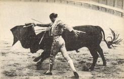 CPA Corrida Course de taureaux Posada en un gran pase por alto 