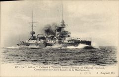 CPA Bateau de Guerre Le Suffren Cuirasse a tourelles battant pavillon de l'amiral Touchard Commandant en chef d'escadre de la Mediterranee 