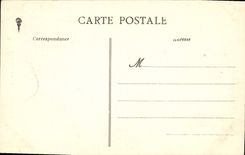 CPA Folklore Morbihan Jeune fille de Vannes 