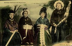 CPA Dentelle Dentelliere Anciens costumes des paysannes Le Velay 