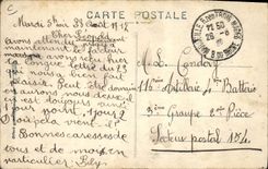 CPA Cheval Equitation Hippisme Raid hippique des officiers de seconde ligne organisee par le Matin La capitaine Doussau promoteur du raid fait du pas gymnastique a cote de sa jument 