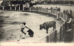 CPA Corrida Course de taureaux Arenes de Beziers Derniere corrida La mise a mort 