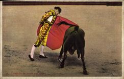 Postal Corrida Curso de toros Toreando de frente por detras