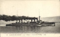 CPA Bateau de Guerre Le Voltaire Cuirasse de 1er rang 