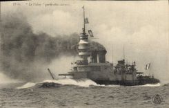 CPA Bateau de Guerre Le Valmy Garde cotes cuirasse 