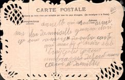 CPA Fantaisie Brodee Main Fleurs Colombe 