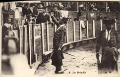 CPA Corrida Course de taureaux Le Brindis