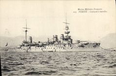 CPA Bateau de Guerre Verite Cuirasse a tourelles