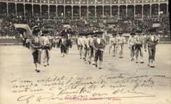 CPA Corrida Course de taureaux El paseo
