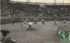 CPA Corrida Course de taureaux Suerte de banderillas 