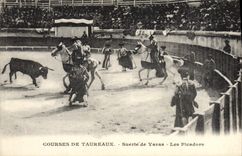 CPA Corrida Course de Taureaux Suerte de Varas Les Picadors